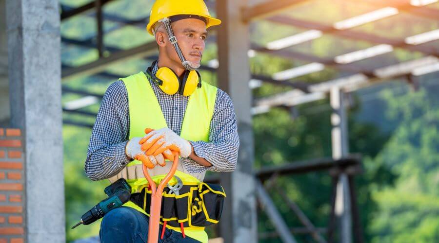 Professional gutter cleaning in Spring Creek, PA
